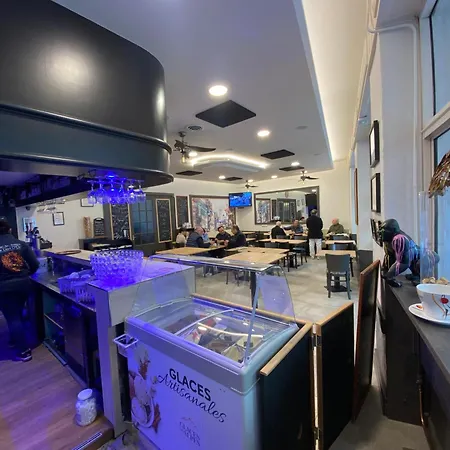 Brasserie Le Lion D'or 2* メクシミュー